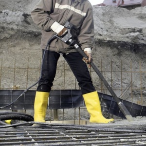 Vibrator de beton compatibil cu convertizor Wacker Neuson IRSEN 38/042, cap vibrant 38 mm, lungime furtun 0.8 m, frecventa 200 Hz, maner vibratii scazute - Img 5
