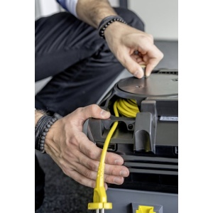 Aspirator uscat cu sac tip T 10/1 CORDED, cablu retractabil - Img 3