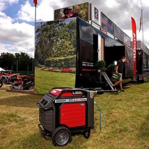 Generator de curent pe benzina Honda EU70IS1, portabil, monofazat, 7.0 kW, pornire electrica - Img 5