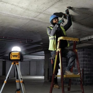 Lampa mobila cu led Dewalt DCL074, compatibila cu acumulator Li-Ion 18 V, 5000 lm - Img 7