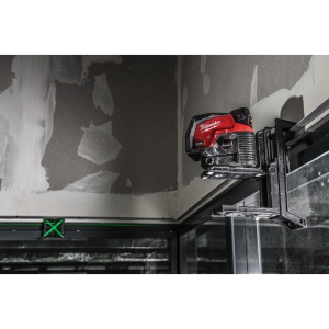 Laser M12™ cu linie transversală verde cu puncte de verticală Milwaukee M12 CLLP-301C - Img 9