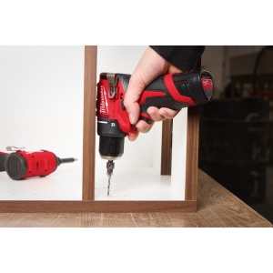 Mașină compactă de găurit, fără perii MILWAUKEE M12™ - Img 3