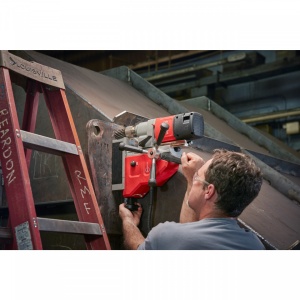 Masina de gaurit cu talpa magnetica Milwaukee MDP41, diametru gaurit metal 41 mm, magnet permanent, alimentare Retea 220-240 V