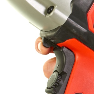 Mașină de înșurubat cu impact ½″ Milwaukee IPWE 400 R, alimentare Retea 220-240 V - Img 9