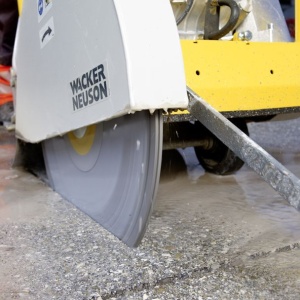 Masina de taiat beton-asfalt Wacker Neuson BFS1350, motor termic 4T, 500 mm - Img 7
