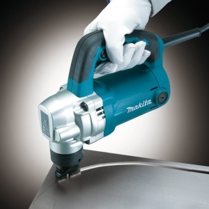 Masina de taiat tabla Makita, 710 W, 3.2 mm, valiza speciala - Img 2