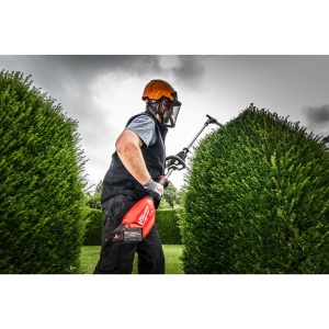 Trimmer pentru gard viu cu tijă extinsă MILWAUKEE M18 FUEL™ 216 cm - Img 2