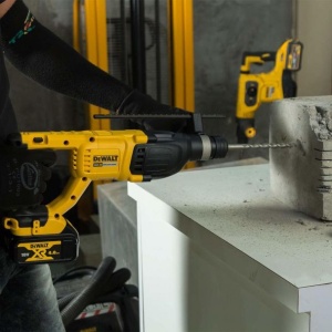 Ciocan rotopercutor Dewalt DCH133M1, SDS Plus, 2.6 J, cu un acumulator XR Li-Ion 18 V / 4.0 Ah - Img 5