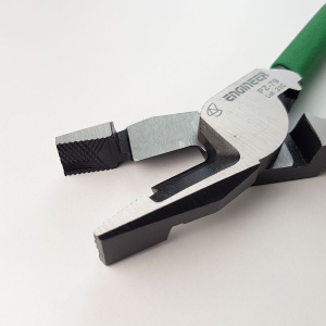 ENGINEER PZ-79 Cleste patent combinat cu falci de forfecare, extragere suruburi uzate, strangere coliere din plastic sau metal, dinti dispusi hasurat pe falci, 215 mm - Img 3