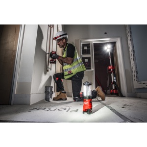 Lanterna Milwaukee M12 LL-0, IP 24, 400 lumeni, livrata fara acumulator - Img 5