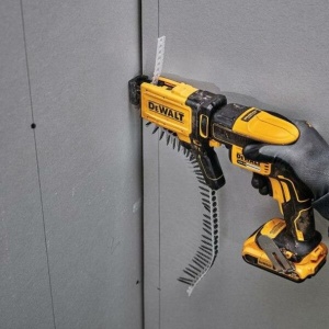 Masina de insurubat pentru gips-carton, cu acumulatori Dewalt DCF620D2K, 18V/2.0Ah, 2 acumulatori, incarcator, magazie suruburi, valiza de transport - Img 5