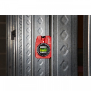 Nivela magnetica de buzunar Milwaukee 7.8 cm lungime, bulă ajustabila la 360° pentru citirea unghiurilor