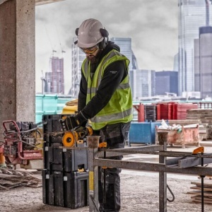 Polizor unghiular DeWalt DCG418T2, cu 2 acumulatori Li-Ion XR Flexvolt 54V/6.0Ah, 125 mm, cutie TSTAK II - Img 4