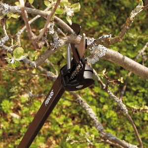 Foarfeca universala, telescopica pentru gradina, pas cu pas, 2322 mm, Fiskars tip UP84 - Img 3