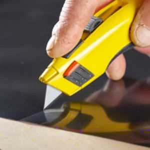 Lama trapez pentru cutter Stanley 1-11-921, 62 x 19 mm, varfuri ascutite, set de 100 bucati - Img 6
