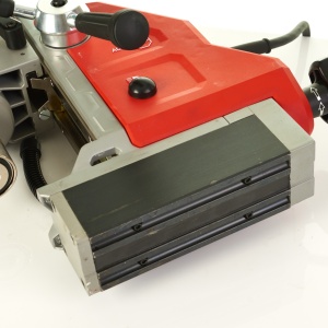 Masina de gaurit cu talpa magnetica Milwaukee MDP41, diametru gaurit metal 41 mm, magnet permanent, alimentare Retea 220-240 V - Img 12