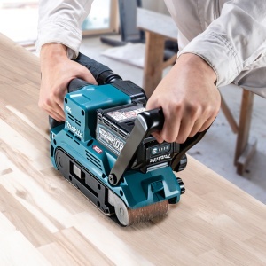 Masina de slefuit cu banda Makita XGT 40Vmax, 76 x 533 mm, livrata fara acumulatori - Img 2
