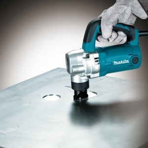 Masina de taiat tabla Makita, 710 W, 3.2 mm, valiza speciala - Img 4