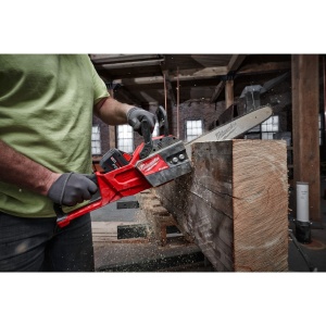 MILWAUKEE M18FCHS35-122 FIERĂSTRĂU CU LANȚ, LAMA 35 CM, 2 BATERII 12 AH, INCARCATOR - Img 2