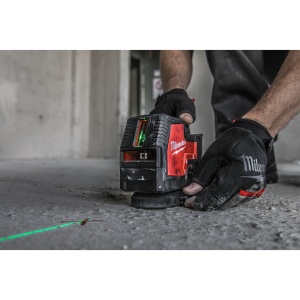 NIVELĂ LASER CU 2 PLANURI CU FASCICUL VERDE, REÎNCĂRCABILĂ REDLITHIUM™ USB L4 CLL-301C - Img 9