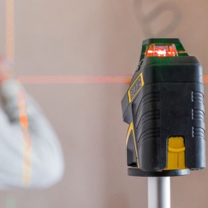 Nivela laser rotativa 360 + laser cu 2 puncte Stanley Fatmax FMHT1-77416, dioda rosie - Img 2