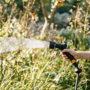 Pistol stropire cu jet ploaie, Fiskars Solid - Img 5