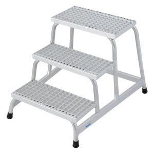 Platforma cu podest tip gratar, 3 trepte, inaltime de lucru 2.60m - Img 1