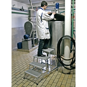 Platforma cu podest tip gratar, 4 trepte, inaltime de lucru 2.80m - Img 3