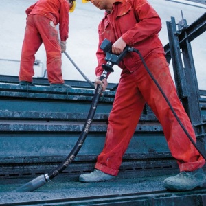 Vibrator pentru beton cu convertizor integrat Wacker Neuson IRSE-FU 45/230, cap vibrant 45 mm, arbore flexibil 15 m - Img 6