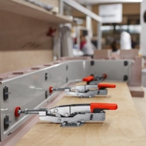 BESSEY Dispozitiv de prindere cu împingător și placă de bază orizontală, Deschidere 13 mm - Img 5