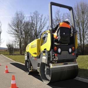 Cilindru vibro-compactor Wacker Neuson RD24 - 100 DPF, 2475 kg, Kubota, 1000 mm - Img 5