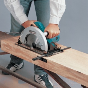 Fierastrau circular de mana Makita 235 mm, 2000W - Img 2