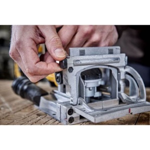 Masina de frezat nuturi DeWalt DCW682P2, adancime de taiere 20 mm, cu 2 acumulatori 18V XR/5.0Ah in valiza TSTAK - Img 7