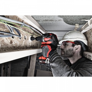 Mașină de găurit si insurubat cu percuție cu acumulatori Milwaukee M18 CBLPD-502C, cuplu 60 Nm, livrata cu acumulatori