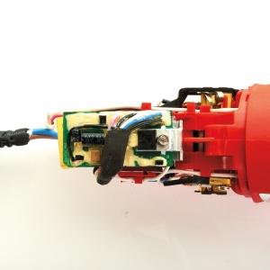 Polizor unghiular 1750 W cu mâner anti-vibrații Milwaukee AGV 17-125 XE DMS, alimentare Retea 220-240 V - Img 7