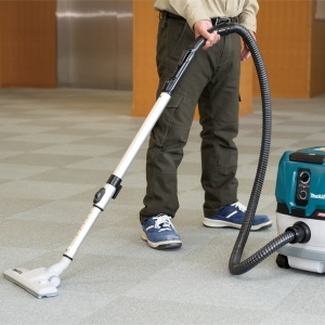 Aspirator Makita XGT cu aspirare umeda si uscata, 8 L, livrat fara acumulatori - Img 2