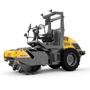 Cilindru vibro-compactor Wacker Neuson RC50 D, cabina, 5035 kg, latime de lucru 1370 mm, motor Kubota - Img 1