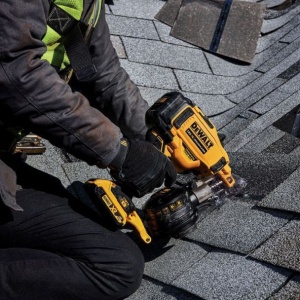 Ciocan de batut cuie Dewalt DCN45RND2 cu 2 acumulatori XR 18 V / 2 .0Ah , cuie 3.1 / 19-45 mm - Img 4