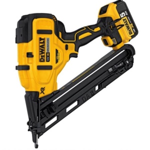 Ciocan de batut cuie Dewalt DCN650P2 cu 2 acumulatori Li-Ion 18 V/5.0 Ah, cuie 1.8 / 32 - 63 mm, capacitate magazie 110 buc, valiza de transport - Img 1