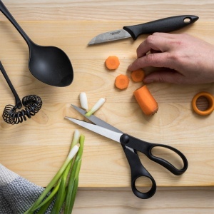 Cutit pentru curatat, Fiskars, Essential, lama inoxidabila, 7 cm - Img 4