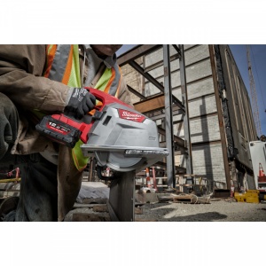 Fierăstrău circular metal M18 FUEL™ 66 mm Milwaukee M18 FMCS66-121C, alimentare Cu acumulator - echipat