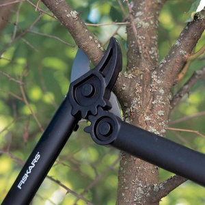 Foarfeca medie (M) cu mecanism de forta, contracutit curbat, Fiskars tip PowerGear™ L74, 545mm - Img 4