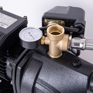Hidrofor cu pompa autoamorsanta Wasserkonig FL508250, fonta, putere 1200 W, debit 4920 l/h, inaltime refulare 50 m, vas de expansiune 50 l - Img 6