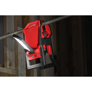 M18PAL2-0 Proiector pivotant M18™ 2000 lumeni - Img 4