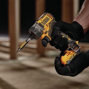 Masina de insurubat sub-compacta DeWalt DCF601D2, brushless, 12V, 2 x 2 Ah, incarcator - Img 6
