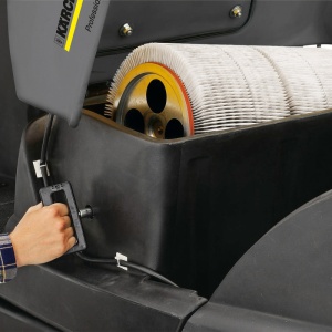 Masina de maturat - aspirat Karcher KM100/100 R BP, cu acumulator - Img 2