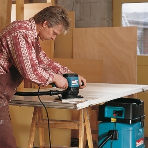 Masina de slefuit alternativa Makita 600W, 115x229mm - Img 2