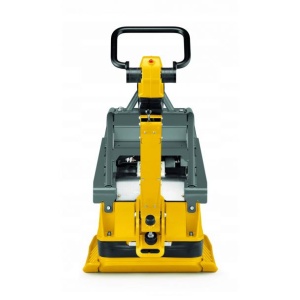 Placa compactoare reversibila Wacker Neuson DPU6555Hecsh, cadru de protectie ingust, diesel, greutate 500 kg, forta de impact 65 kN, pornire electrica, sistem Compatec, contor ore de functionare - Img 3