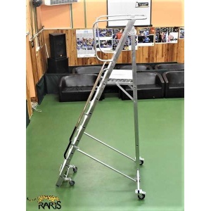 Scara platforma aluminiu RARIS, trepte late, blocare la picior, mobila, pliabila, tip SPMS - Img 5