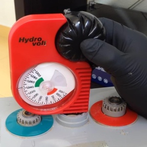 Tester profesional acid baterii "Hydrovolt" - Img 2